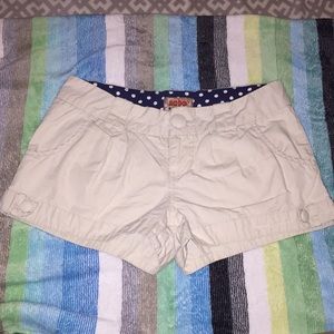 No boundaries khaki shorts size 3 juniors